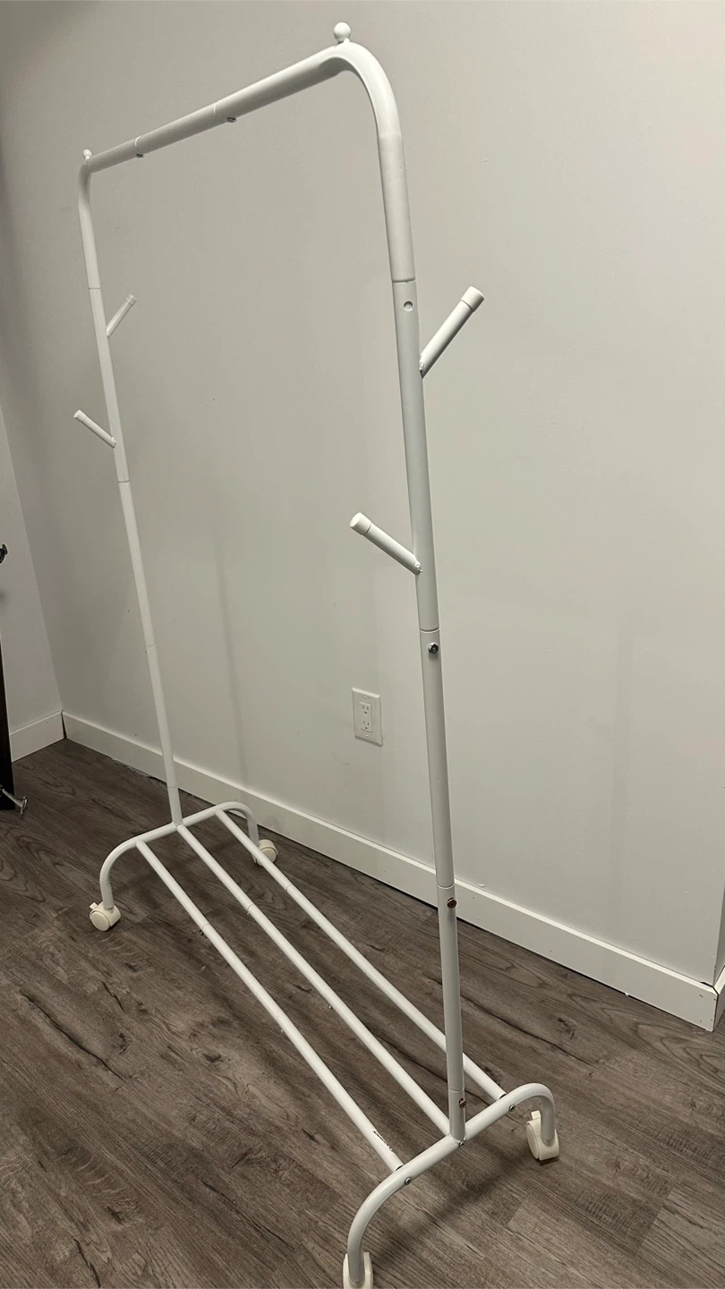 New White Metal Clothing Rack