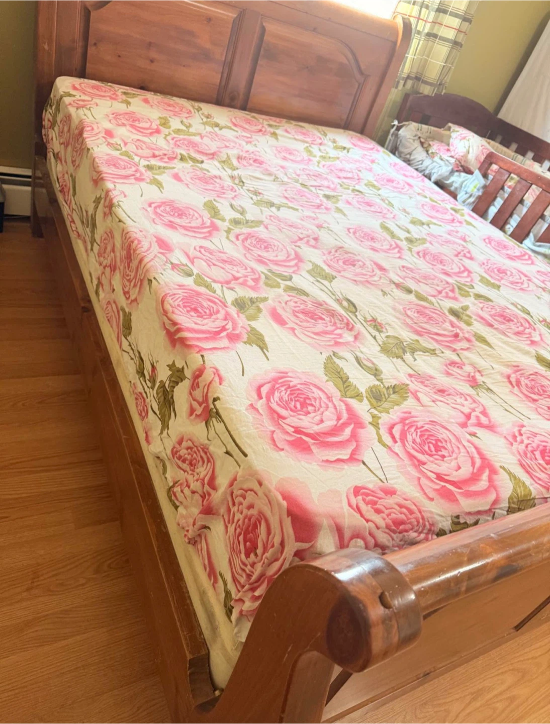 Queen Size Bed Frame & Bed box - photo 3