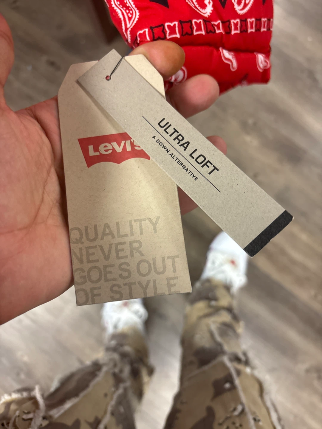 Levi's Ultra Loft Puffer Jacket - Size L - photo 2