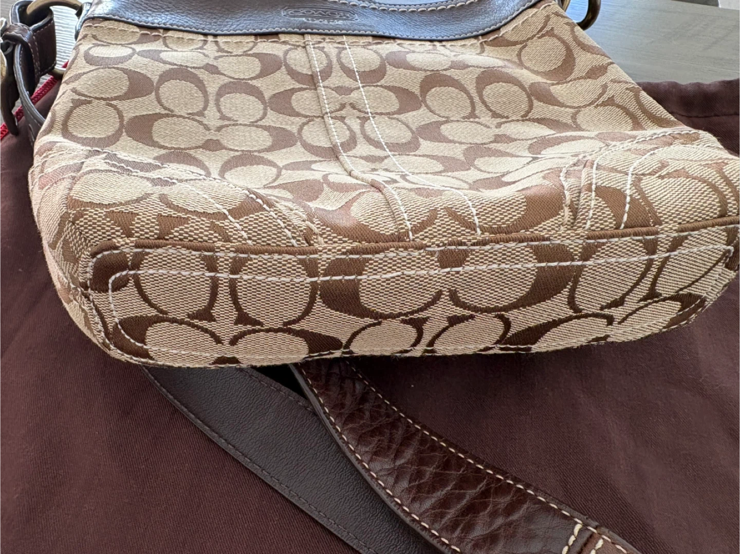 Coach Brown Signature Hobo Bag - photo 5