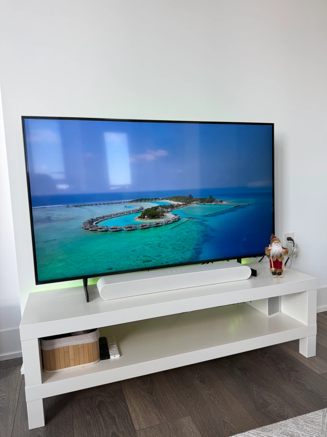 Samsung 50" 4K UHD HDR LED Tizen Smart TV - photo 2