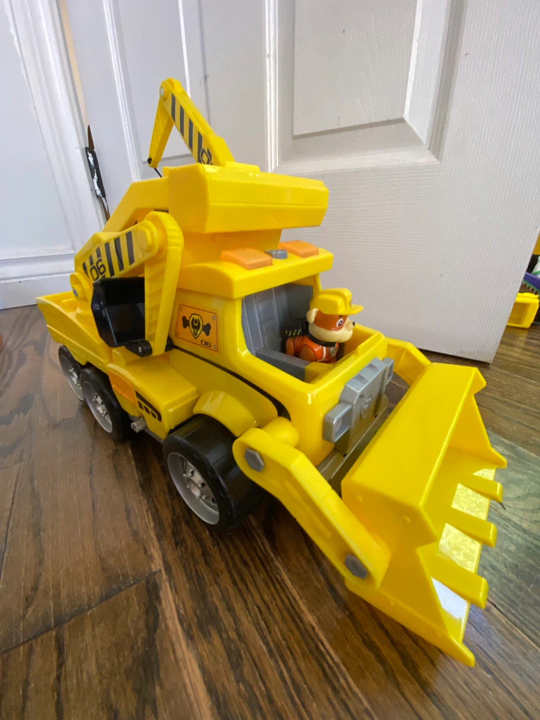Paw Patrol Ultimate Rescue Construction Truck - photo 4