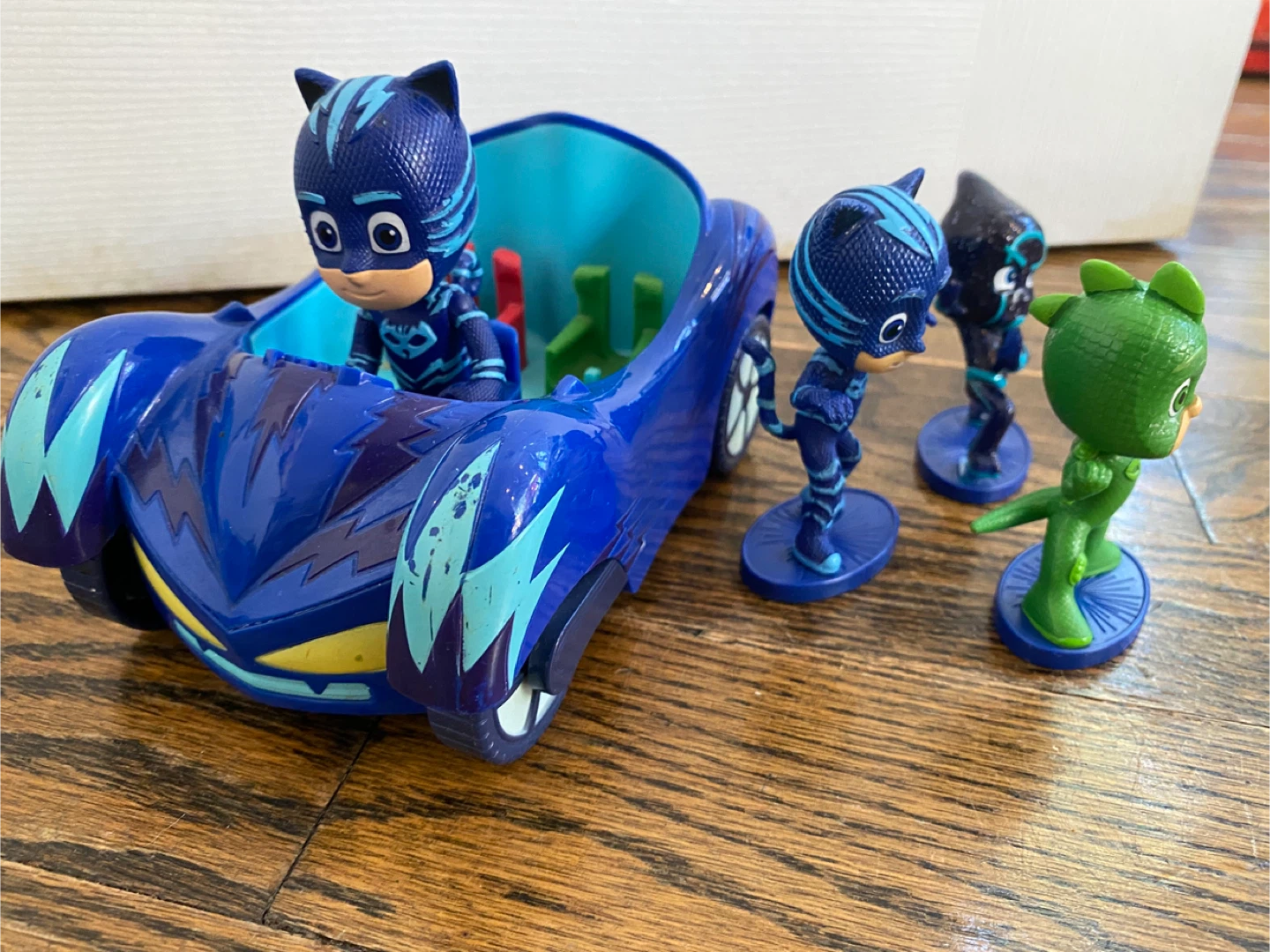 PJ Masks Cat-Car and Figures Set - photo 3