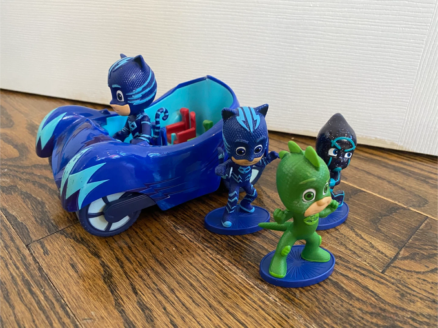 PJ Masks Cat-Car and Figures Set - photo 2