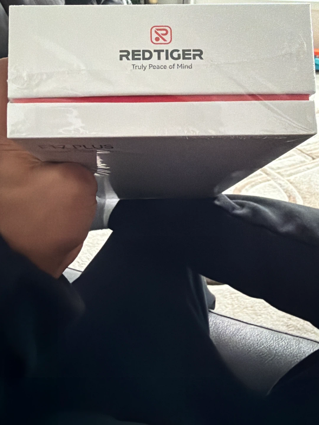 REDTIGER F17 PLUS Smart Dash Cam - New in Box - photo 3