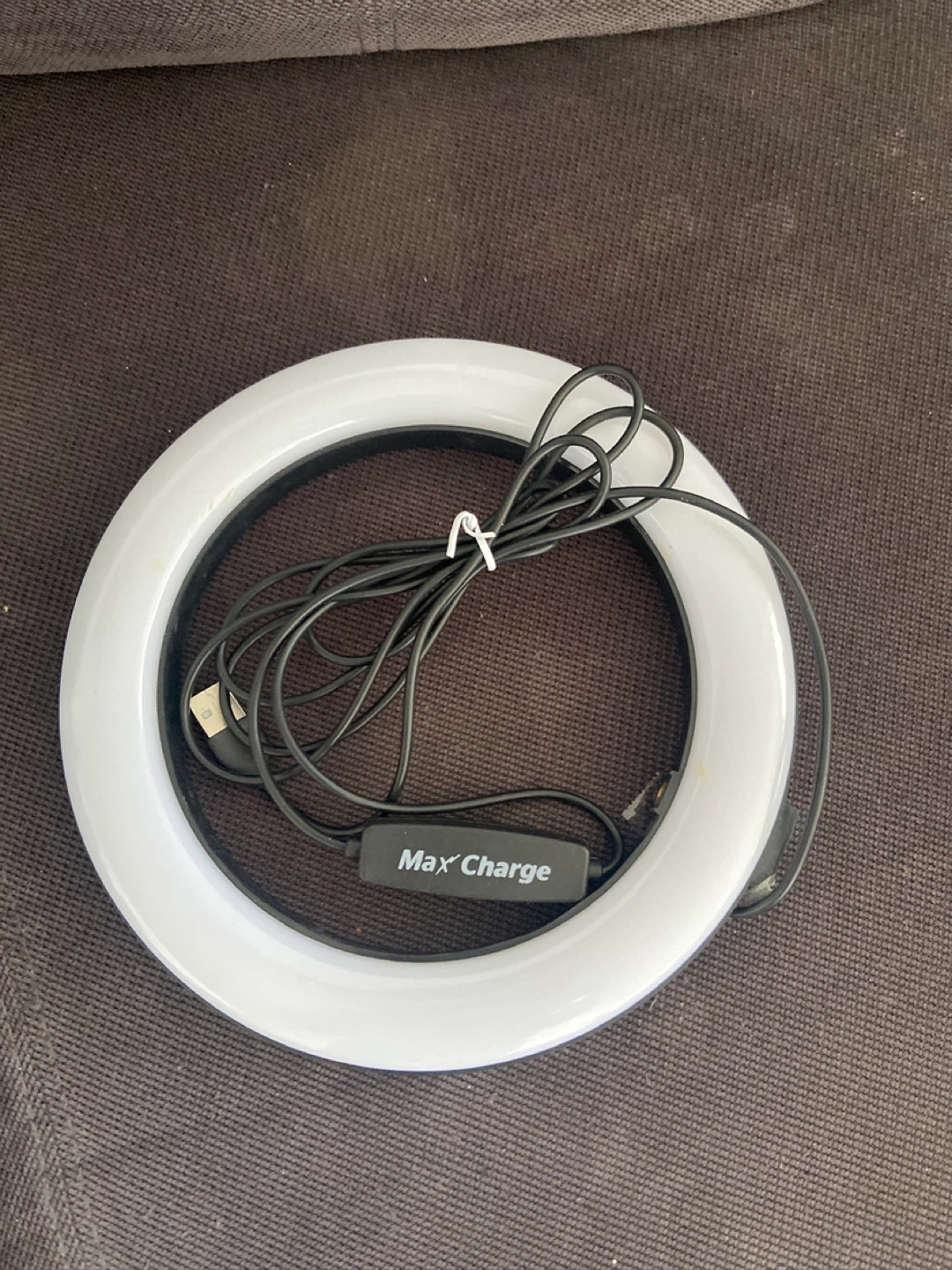 Max Charge LED Ring Light + Phone Holder