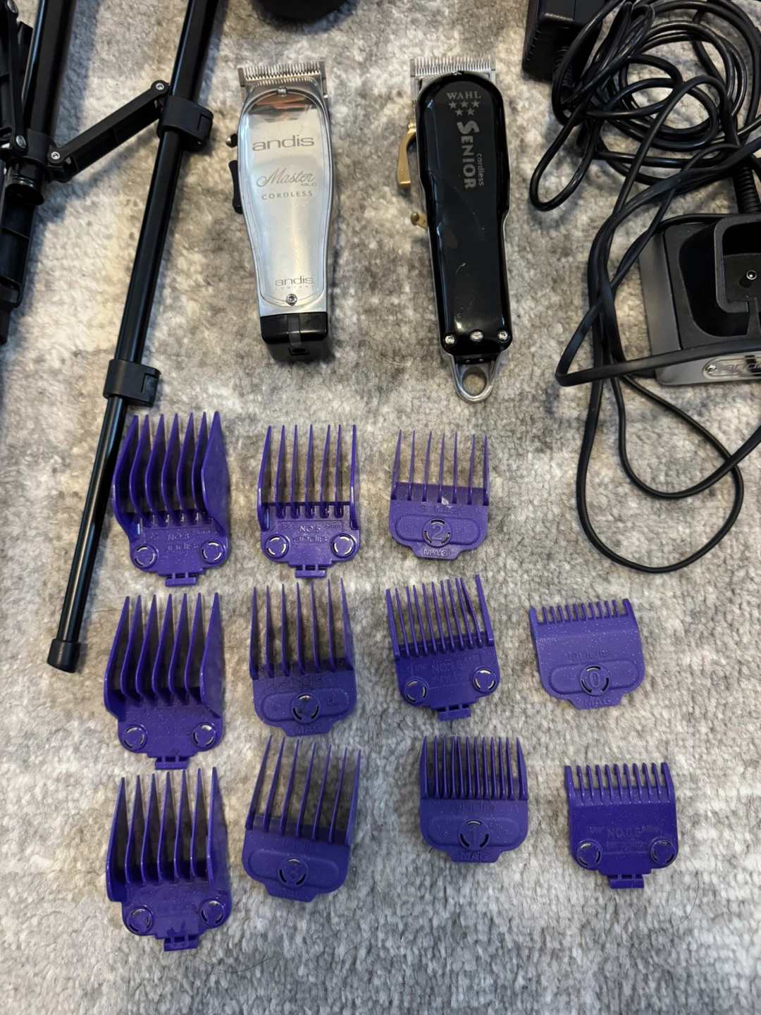 Andis Master Cordless & Wahl Senior Cordless Clippers - photo 2