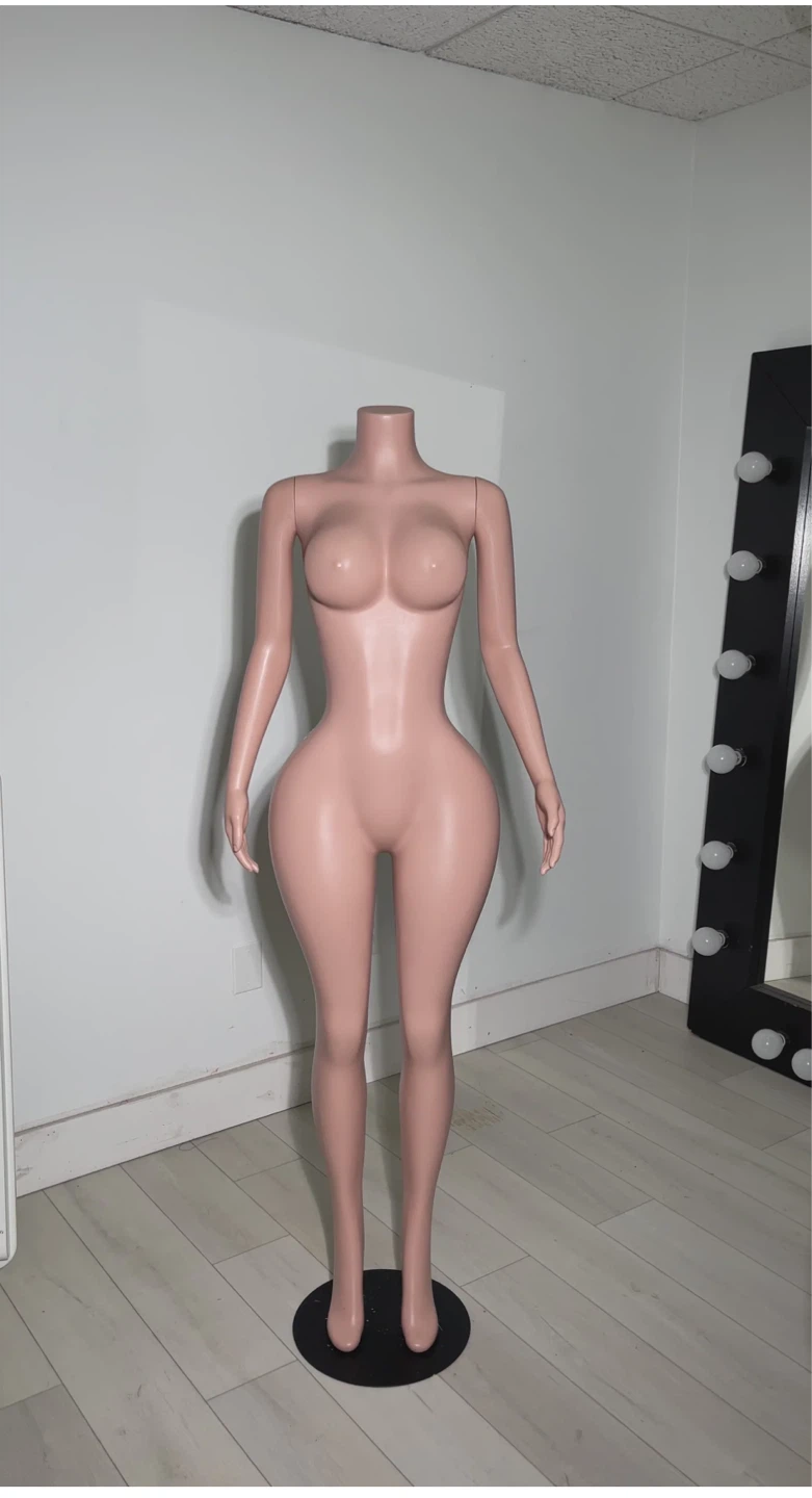 Curvy Mannequin - photo 2
