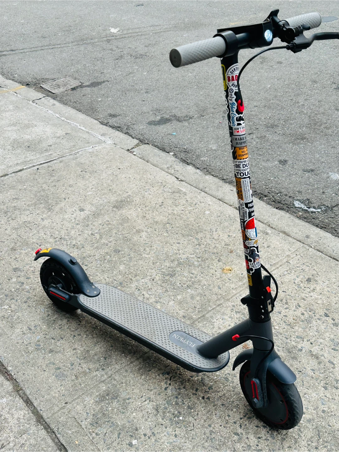 Electric Scooter new condition run fast 31 mph - photo 3