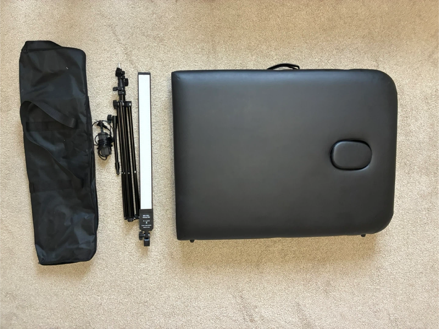 Portable Massage Table & LED Light - photo 2