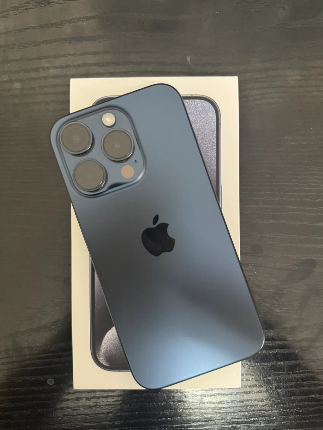 iPhone 15 Pro - 128GB - Blue/Natural Titanium