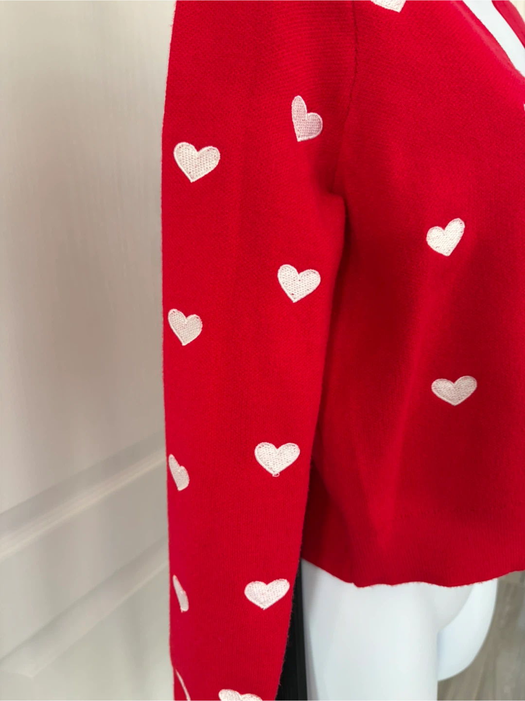 Red Heart Pattern Cardigan - Size XS - photo 4