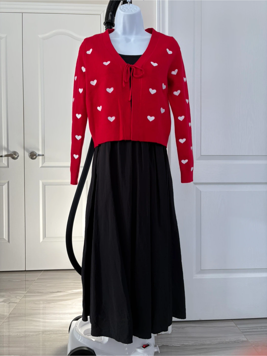 Red Heart Pattern Cardigan - Size XS - photo 2