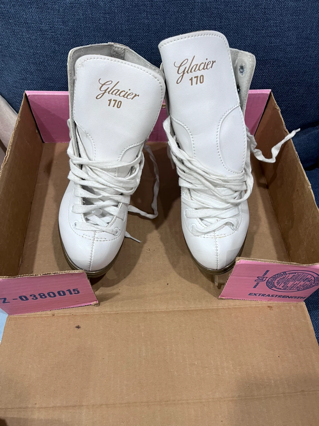 Glacier 170 White Ice Skates - Size 1