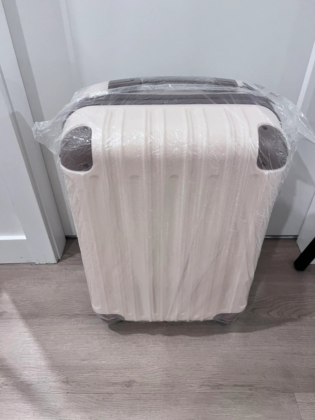 Loulou Cabin Luggage - New! - photo 2