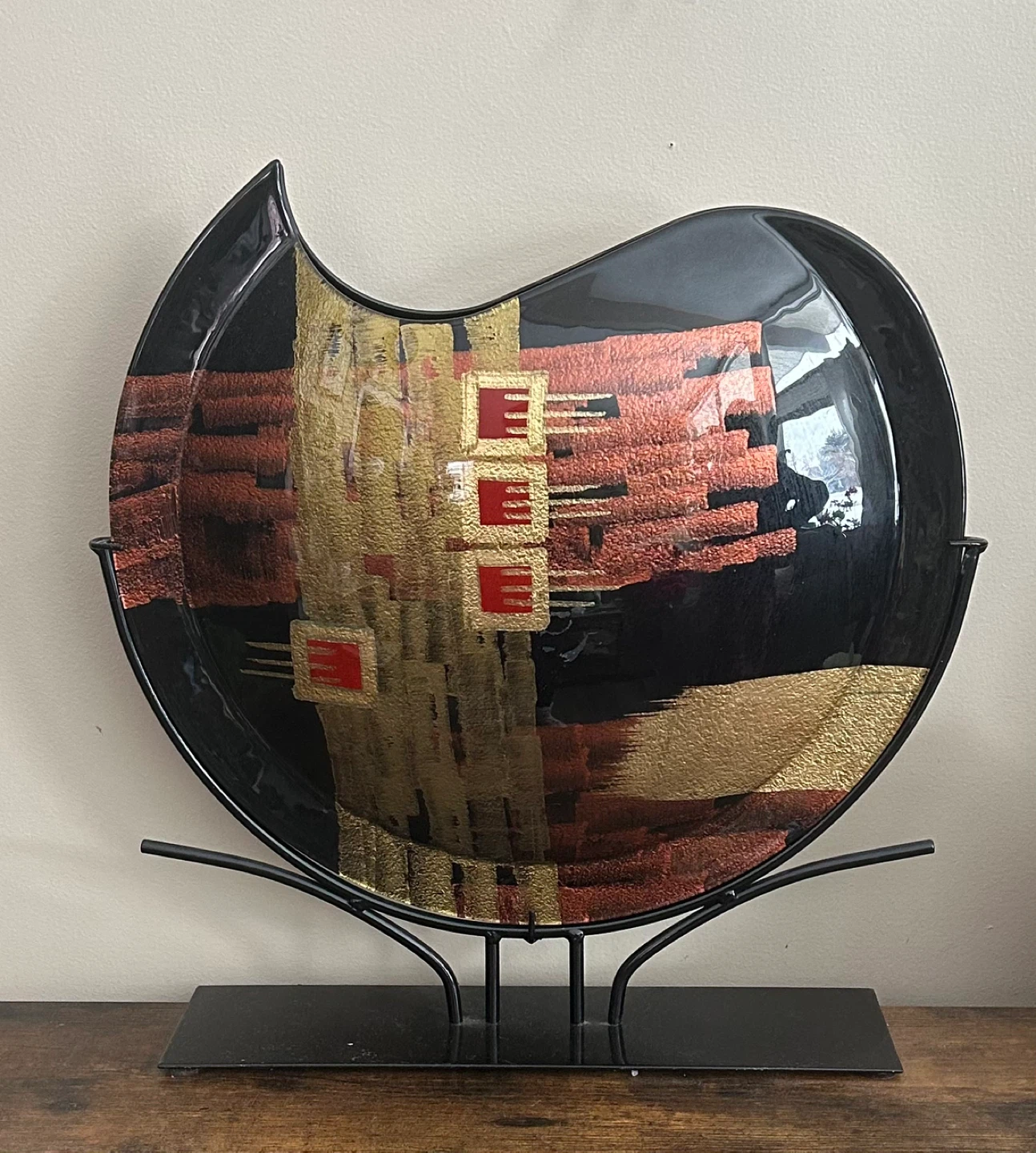 Decorative Black & Gold Plate with Stand