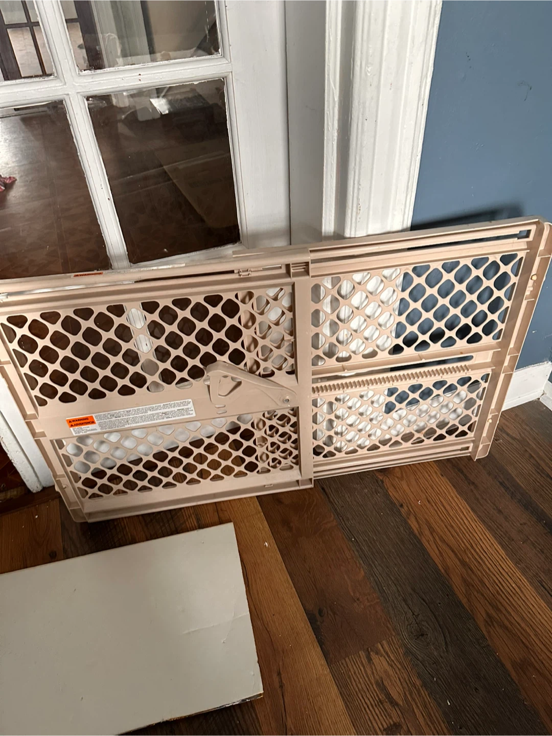 Evenflo Easy Walk-Thru Baby Gate - photo 2