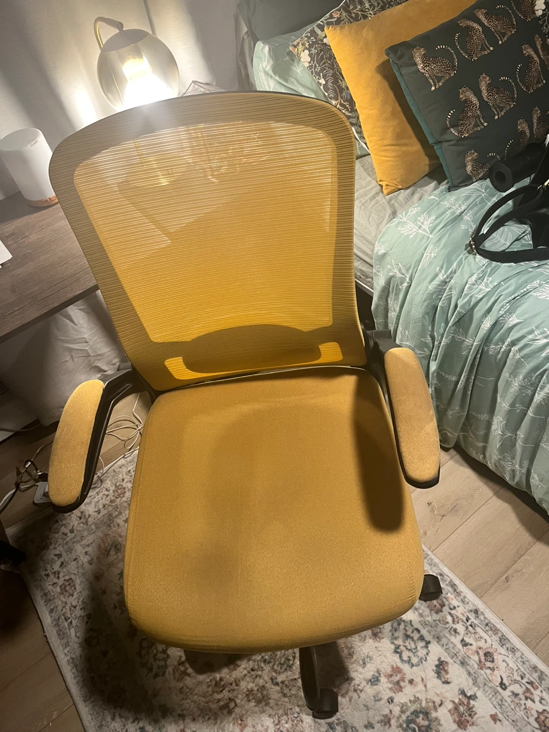 Gold Office Chair with Flip-up Armrests - photo 3