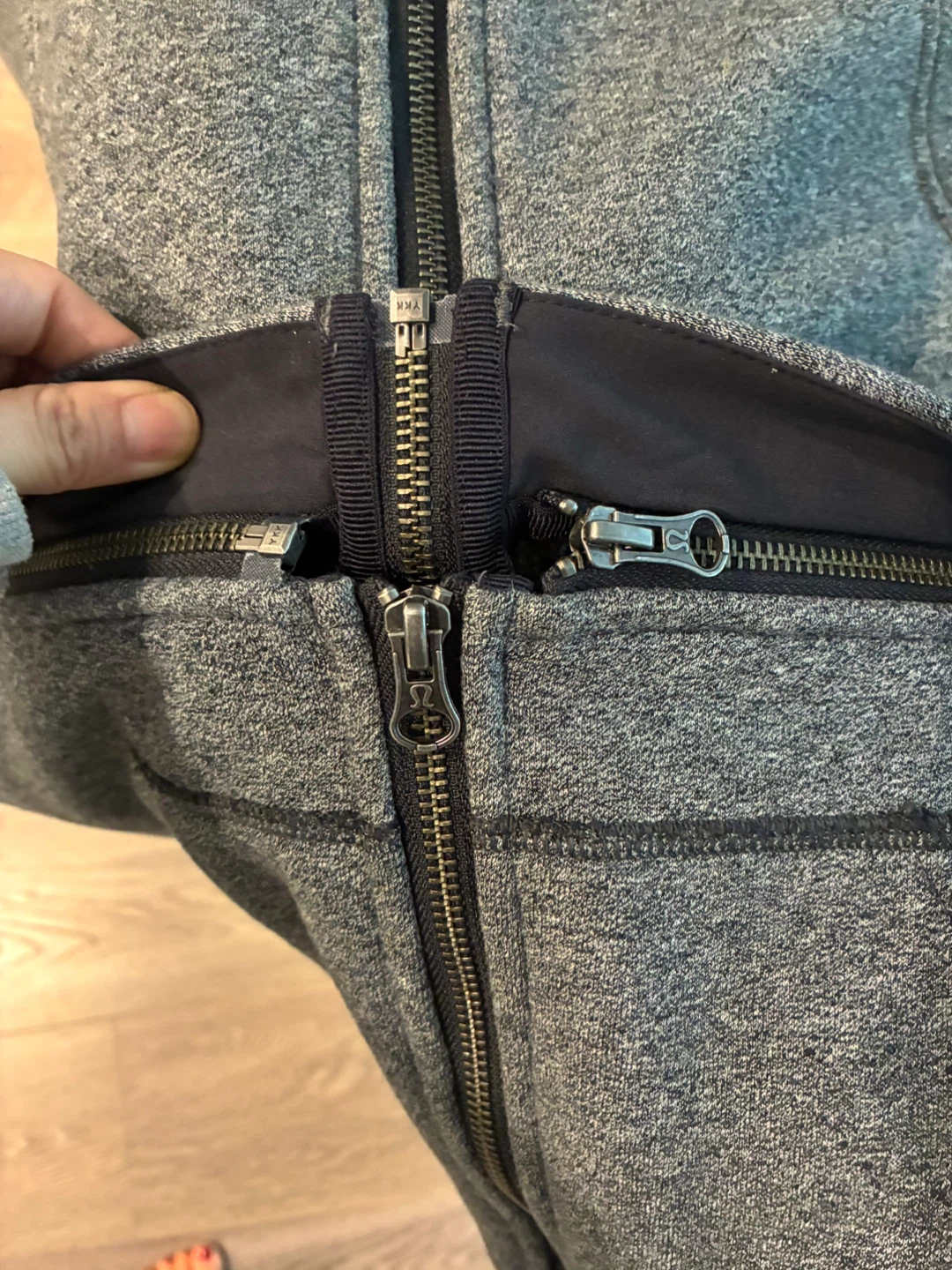 Lululemon Athletica Hoodie, Size 4 - photo 3