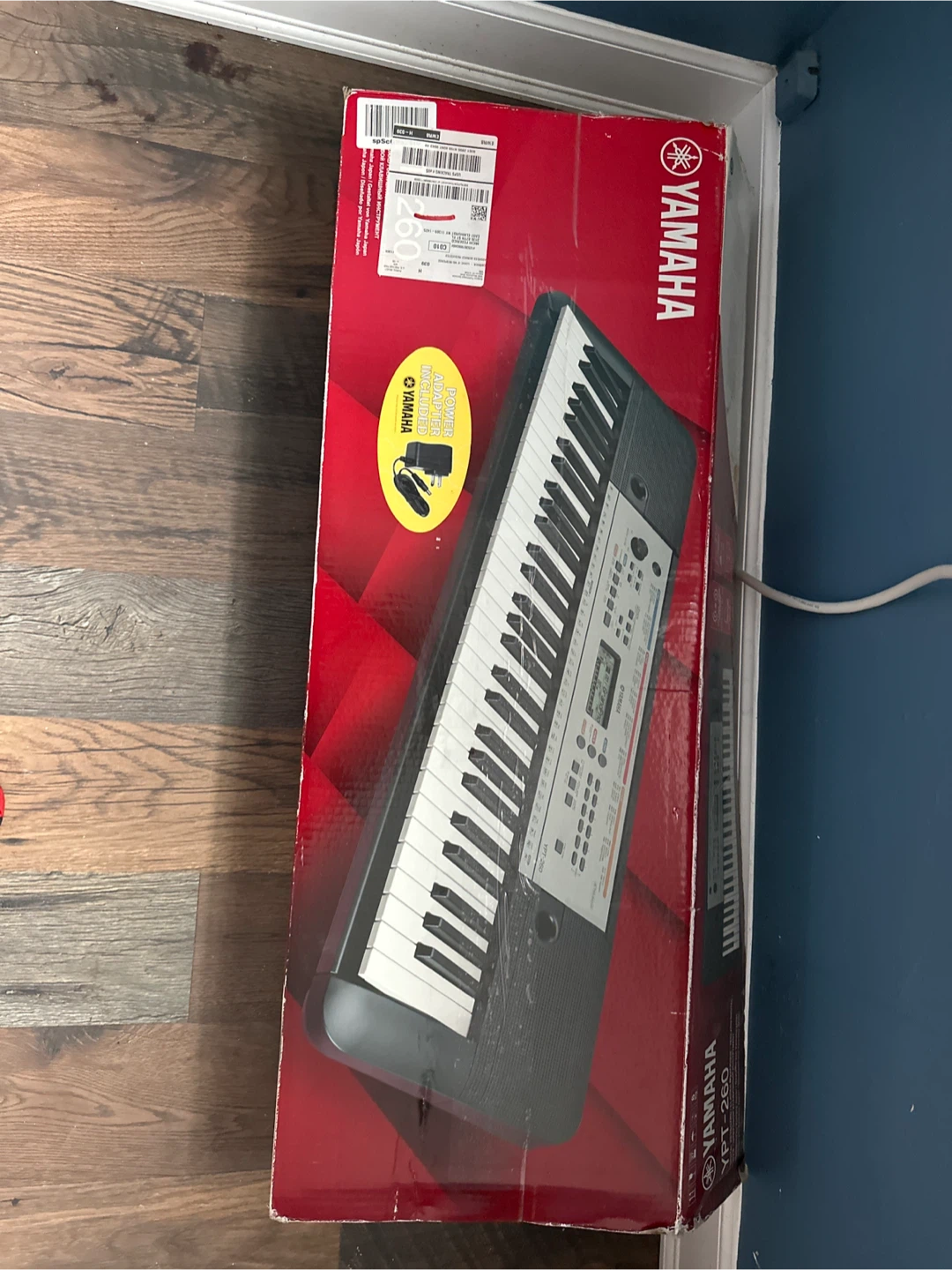 Yamaha YPT-260 Keyboard - Includes Adapter!