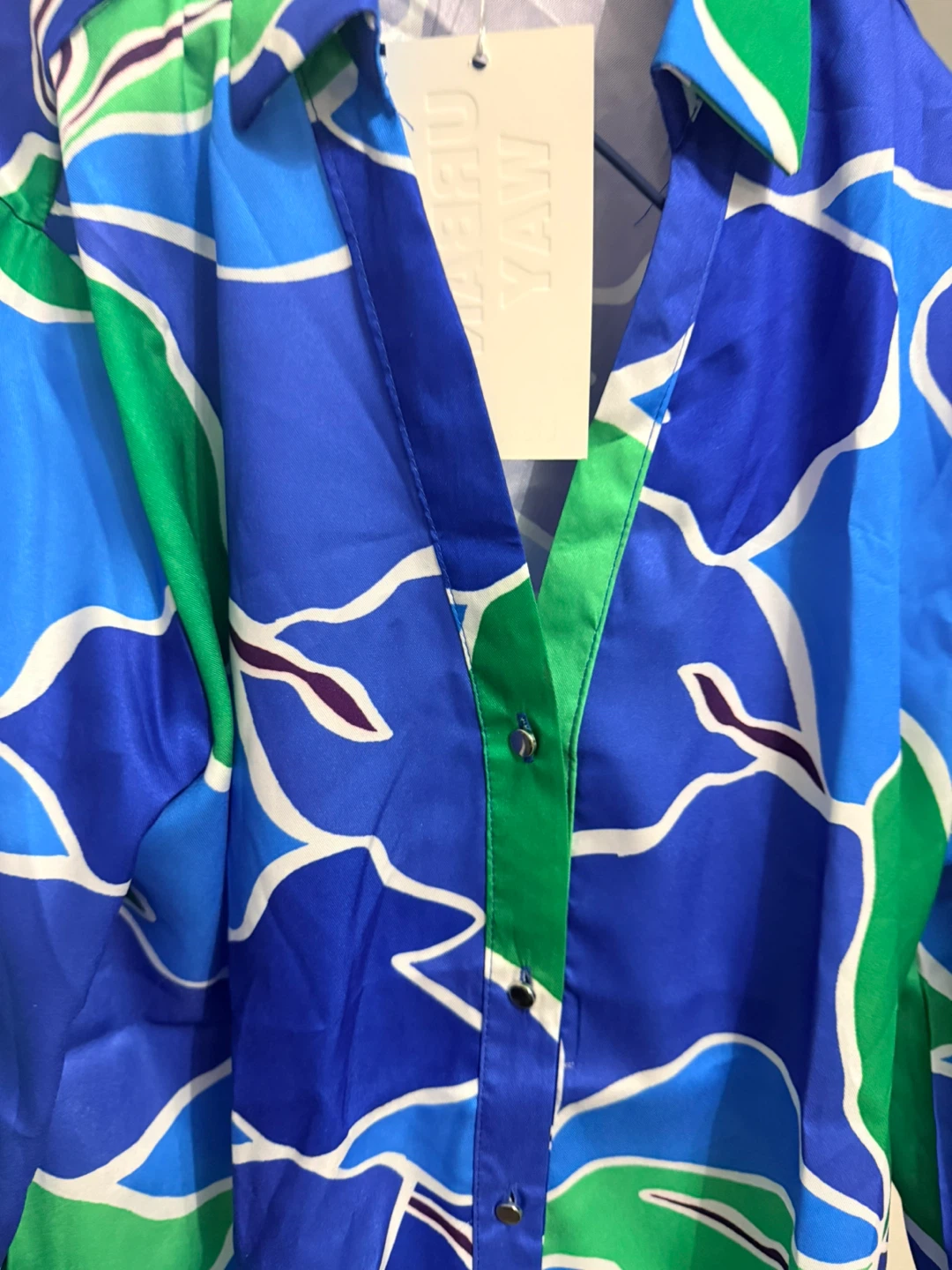 Elegant Satin Shirt - Blue, Green, White - Size L - photo 3