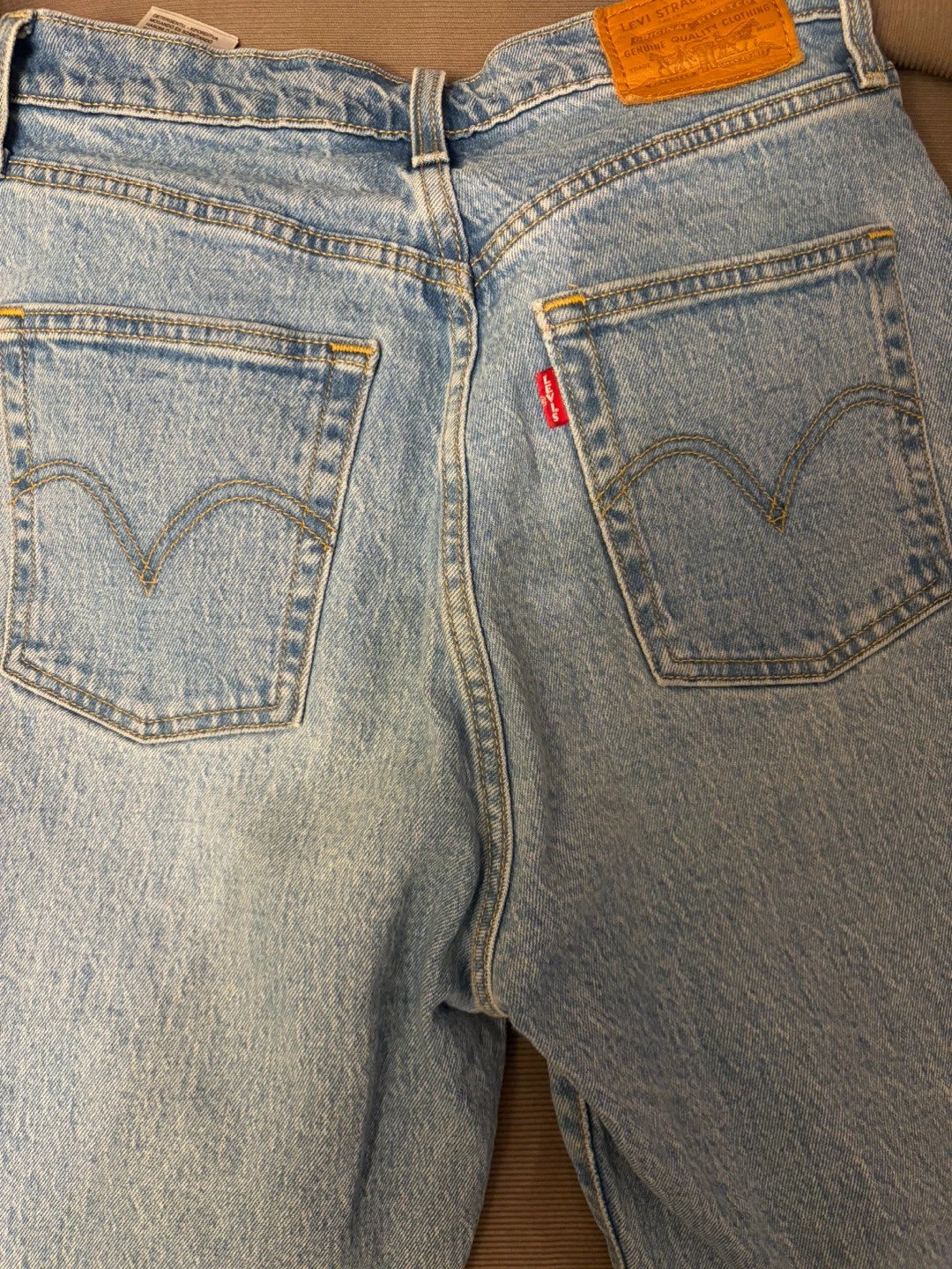 Levi's Ribcage Straight Jeans - Size 28 - photo 2