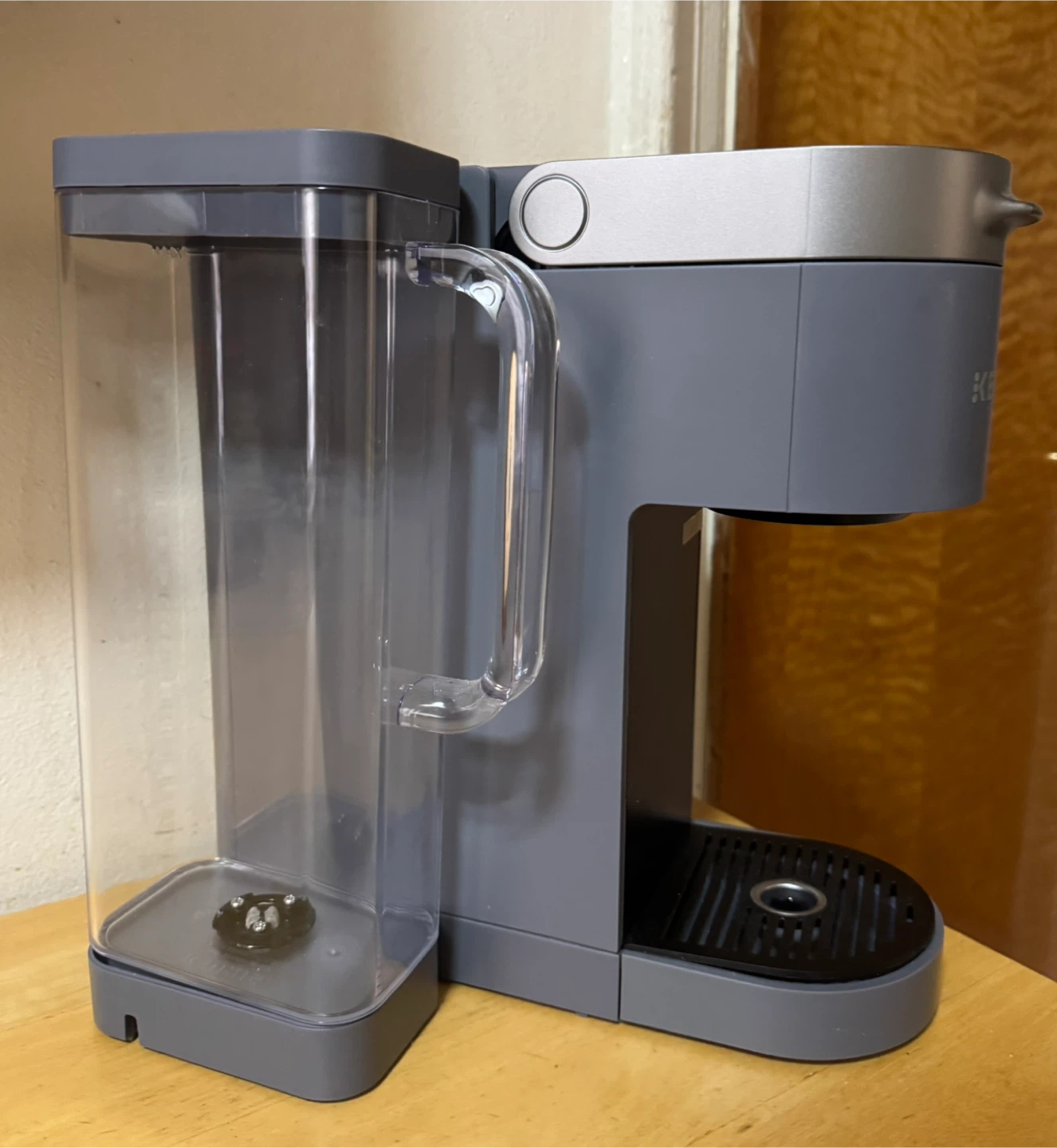 Keurig Essentials Single Serve Coffee Maker - photo 2