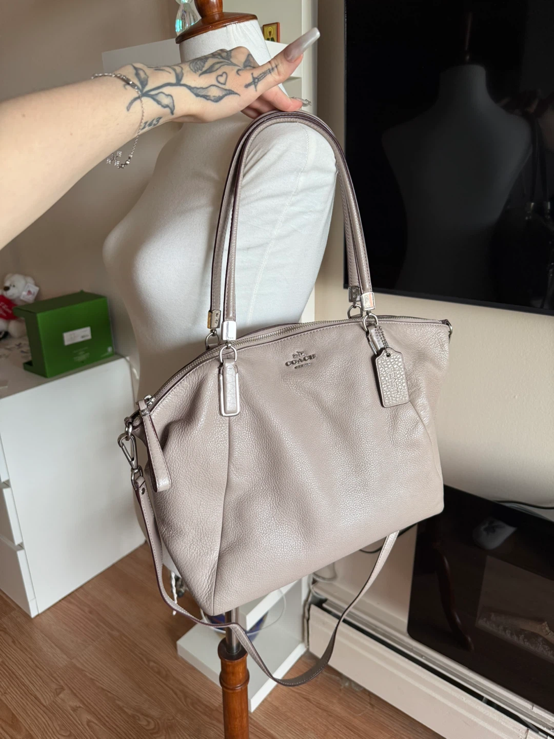 Coach Leather Shoulder Bag - photo 3