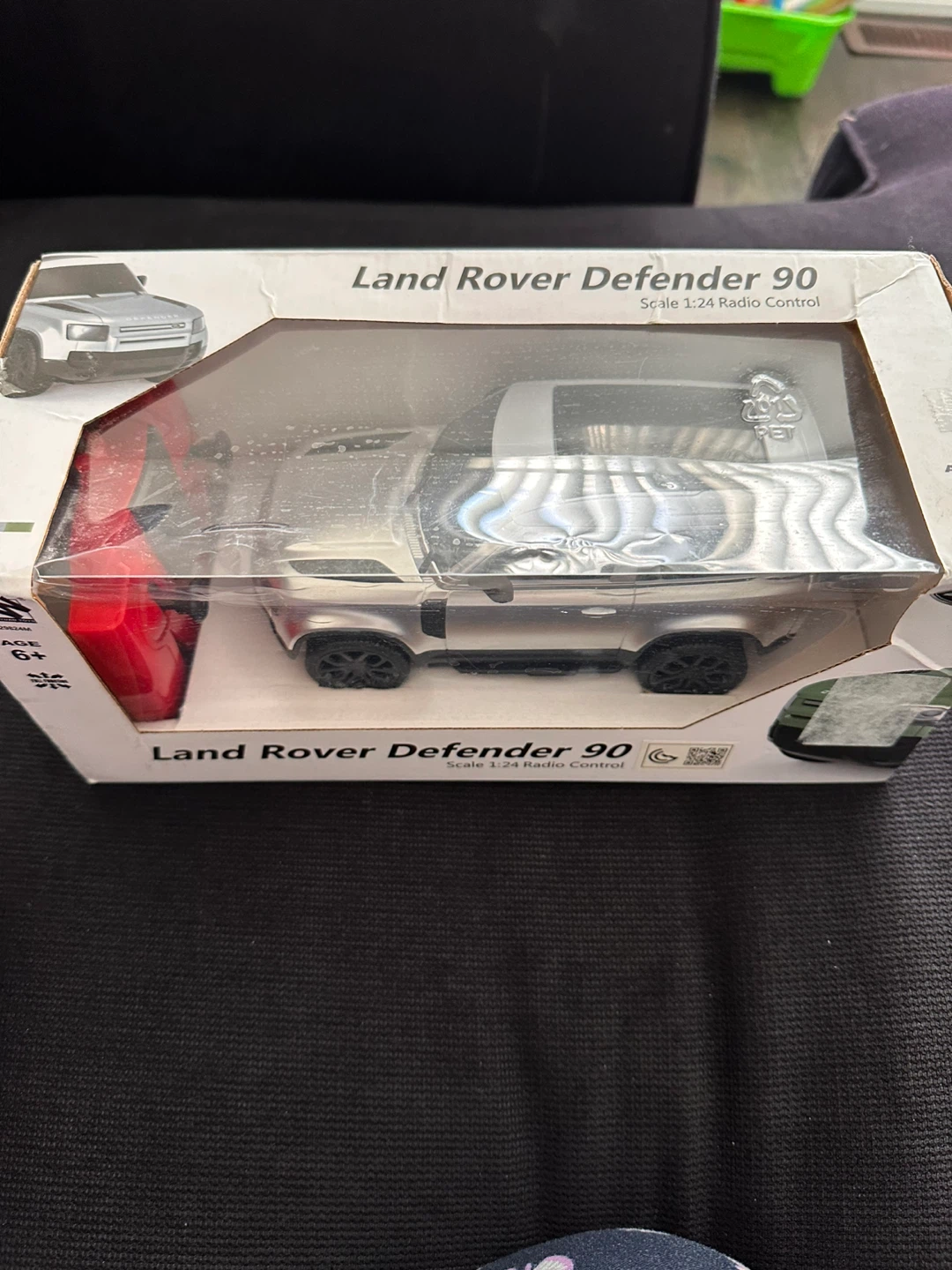 Brand new - New Land Rover Defender 90 - Scale 1:24 - photo 2