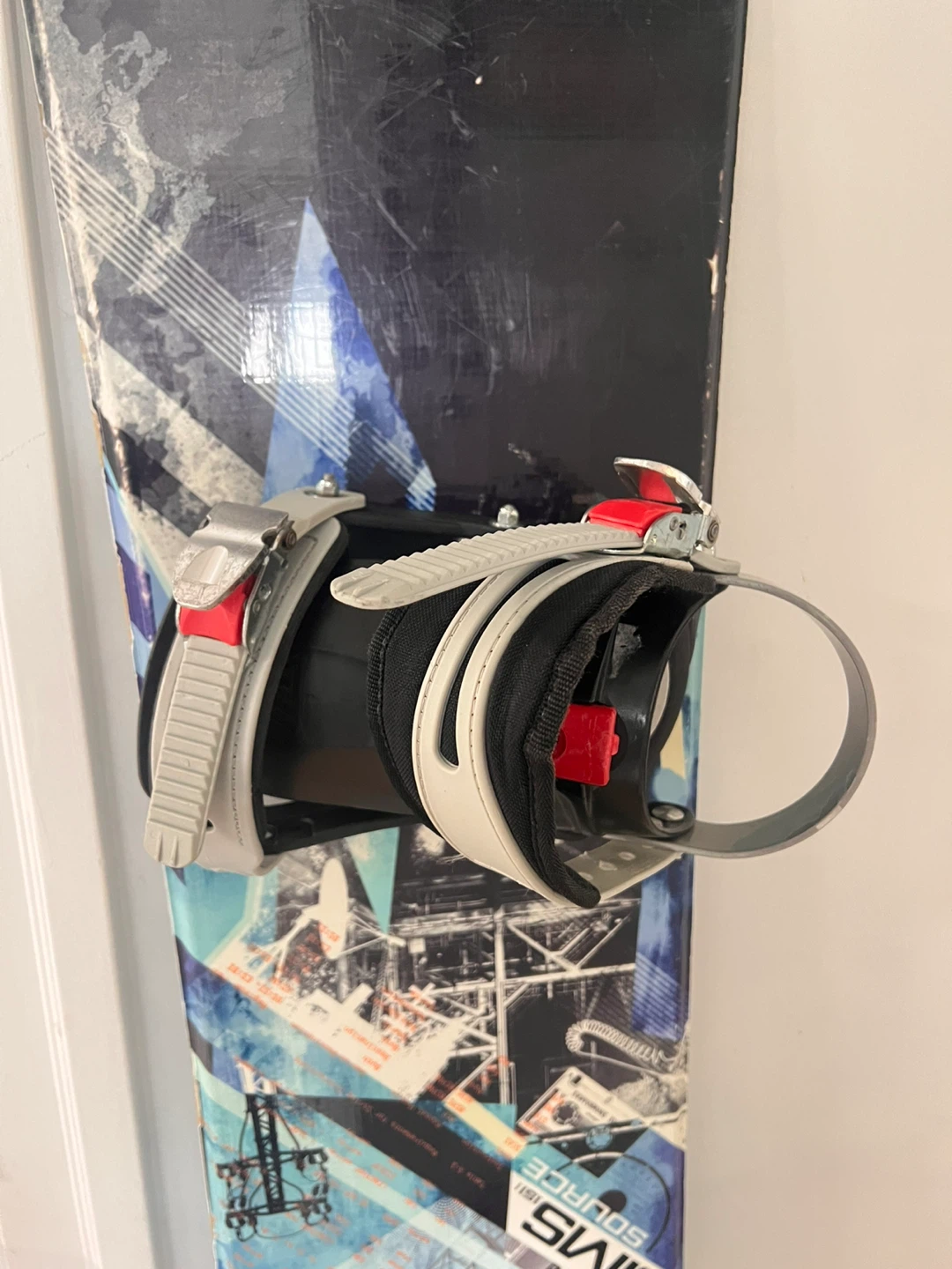 Used Salomon Snowboard with Bindings - photo 2