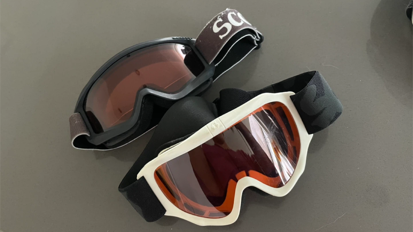 Ski Gear Bundle: Scott Goggles, Columbia Pants, Giro Helmet - photo 2