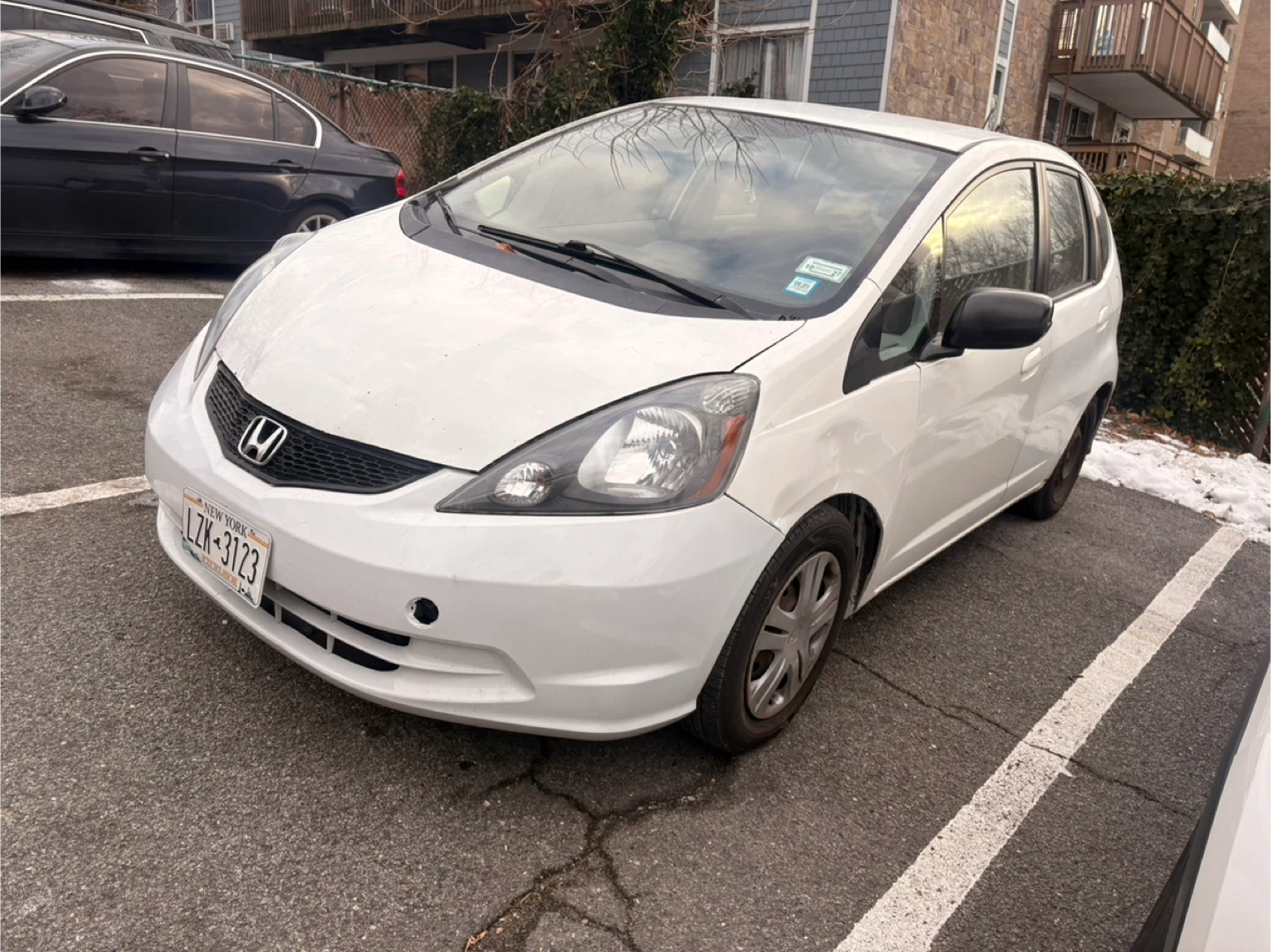 Honda Fit 2010 - White Hatchback - photo 4