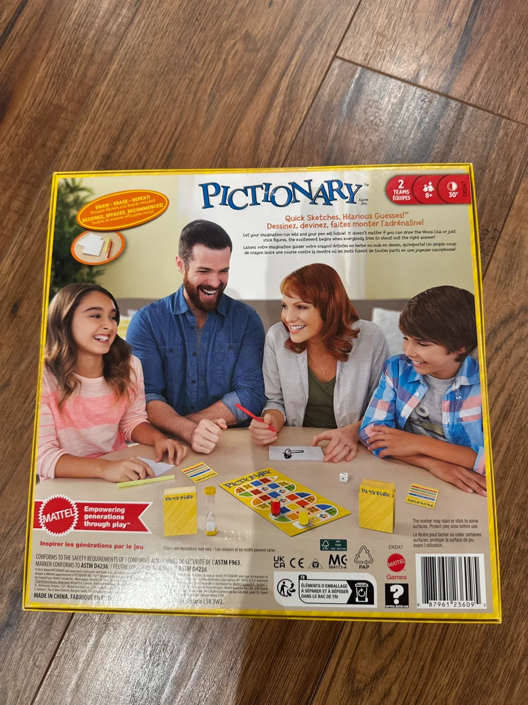 NEW Pictionary Board Game - Quick Sketches, Hilarious Guesses! - photo 2