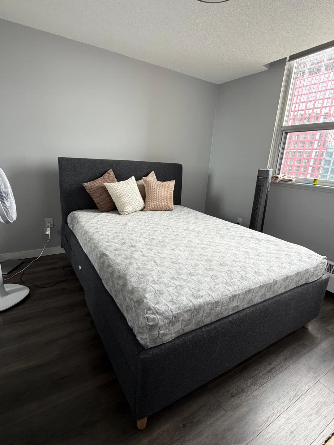Queen Size Bed Frame - Grey - photo 2