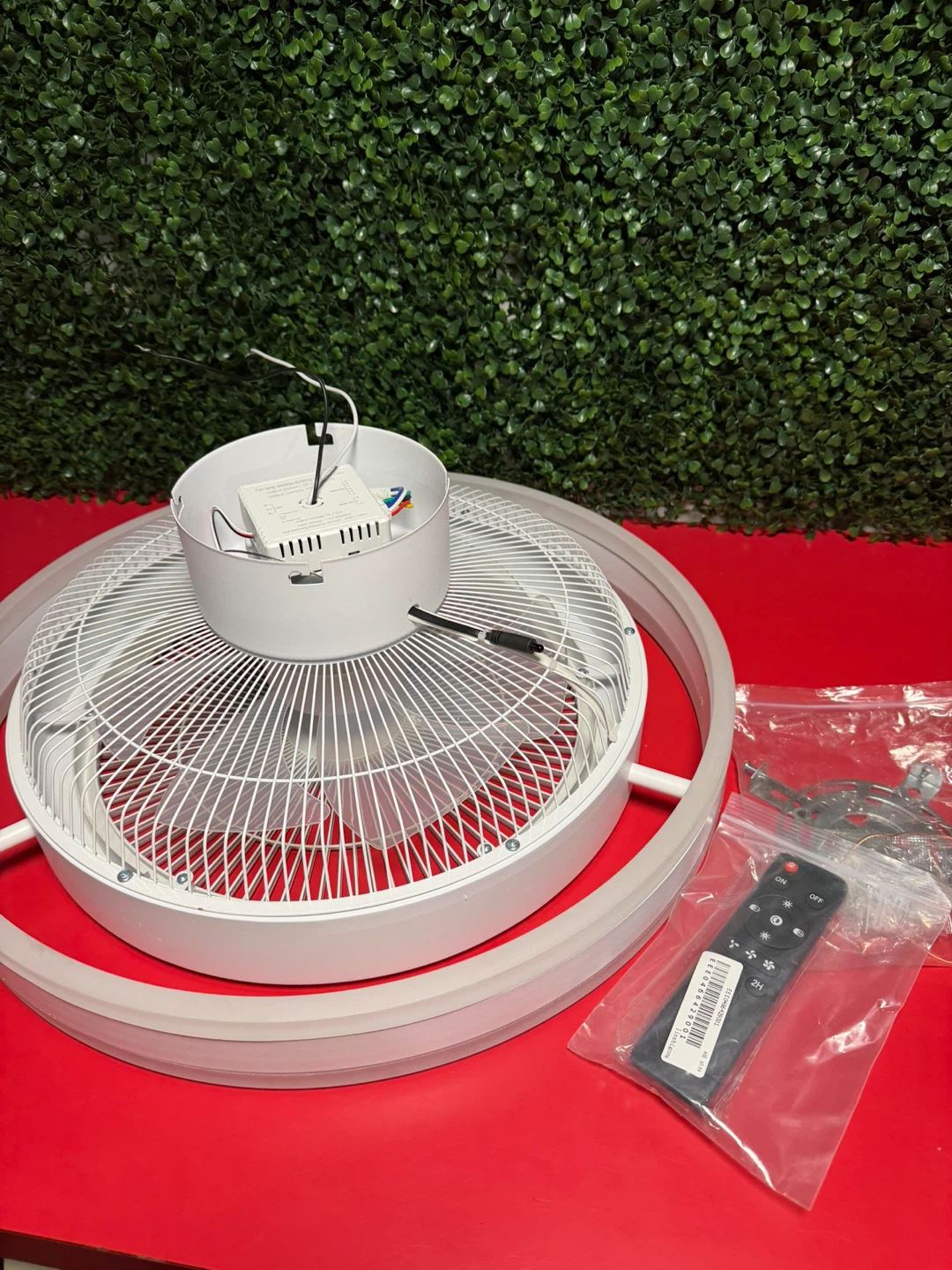 20" LED Ceiling Fan with Remote - White - photo 4