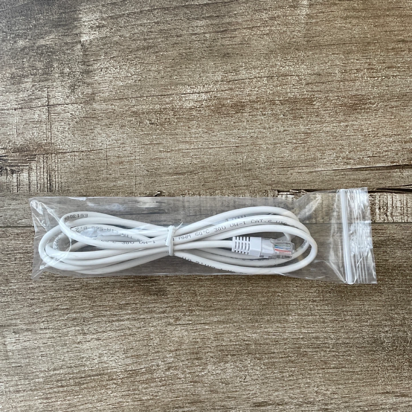 BRAND NEW 🥕 6 Feet Cat6 Ethernet Cable