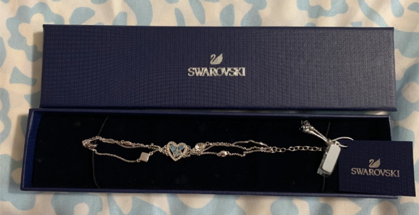 Brand new Swarovski Bracelet with Box - photo 2