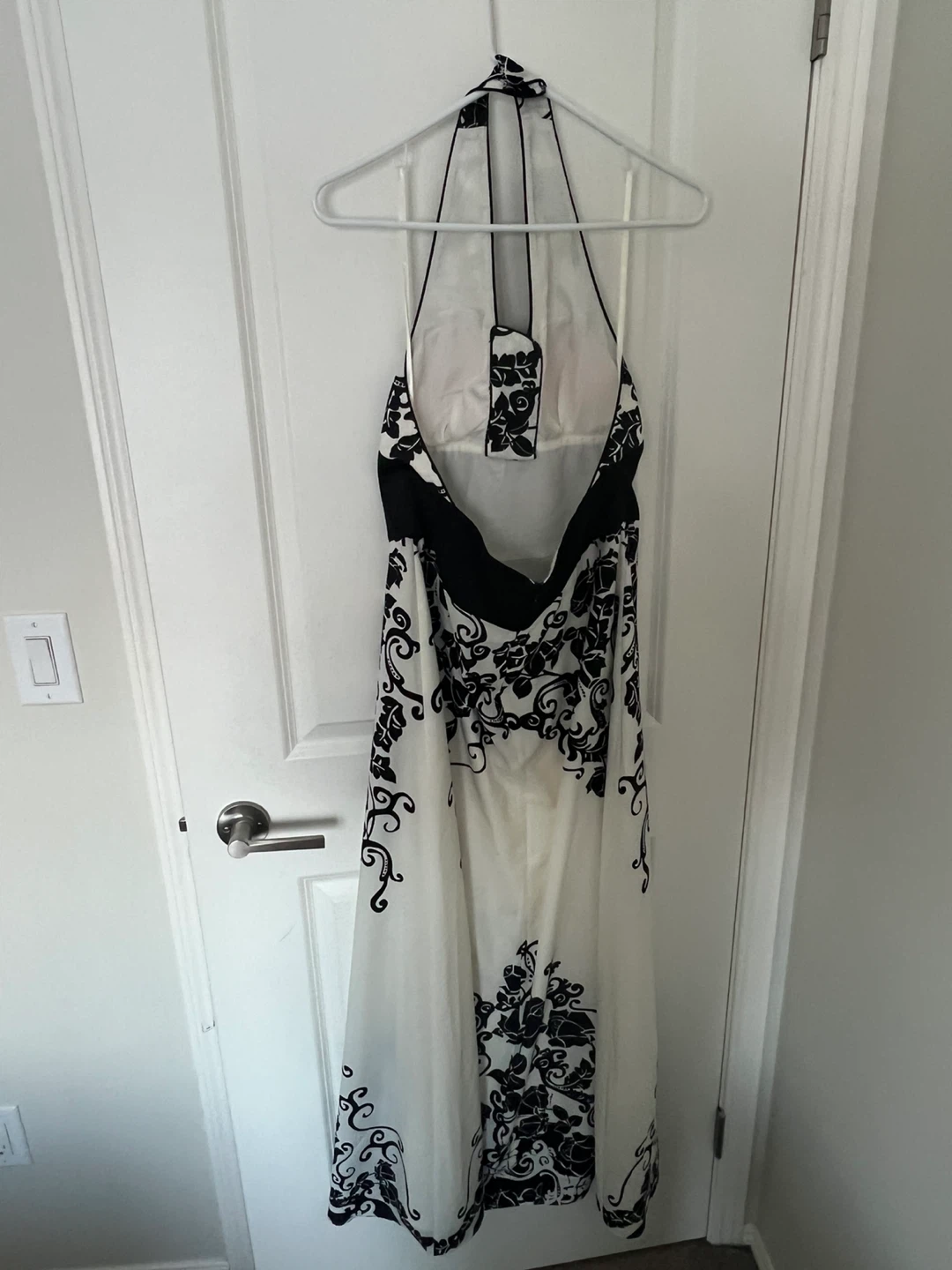 Black & White Floral Halter Dress women - photo 2