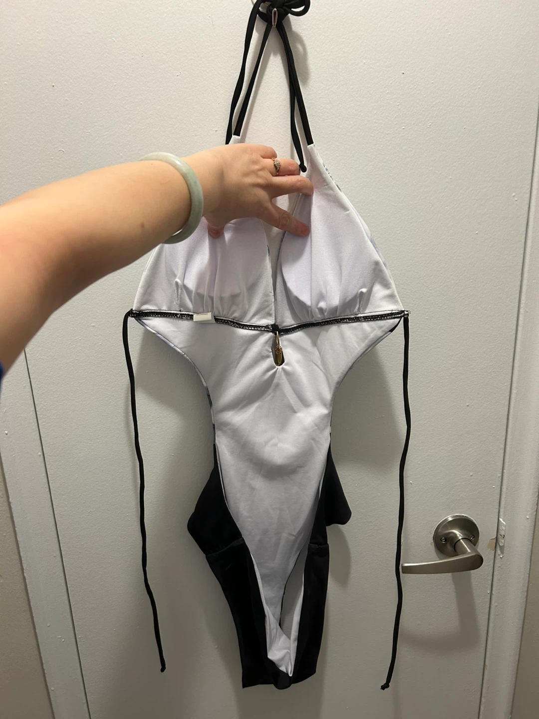 Bland New Floral One Piece Swimsuit - Size L - photo 3