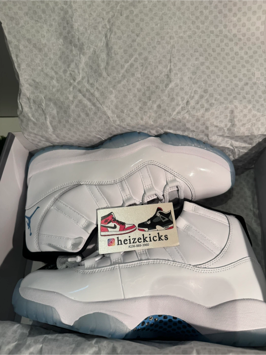 Jordan 11 Legend Blue size 9