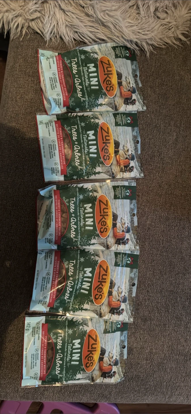 Zuke's Mini Naturals Turkey & Cranberry Dog Treats