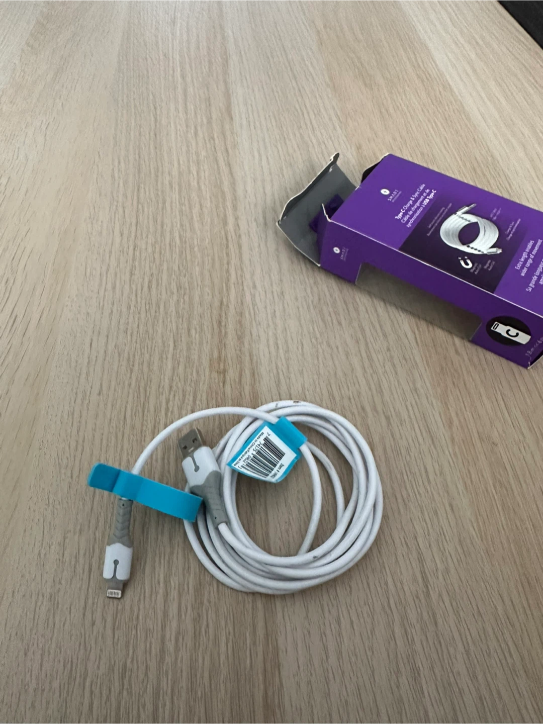 New Smart Magnetic Auto-Coil USB-C Cable 6ft - photo 2