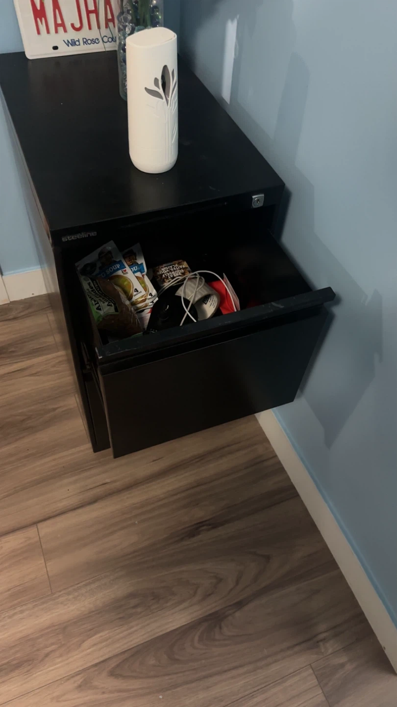 Steeline Black Filing Cabinet - photo 4