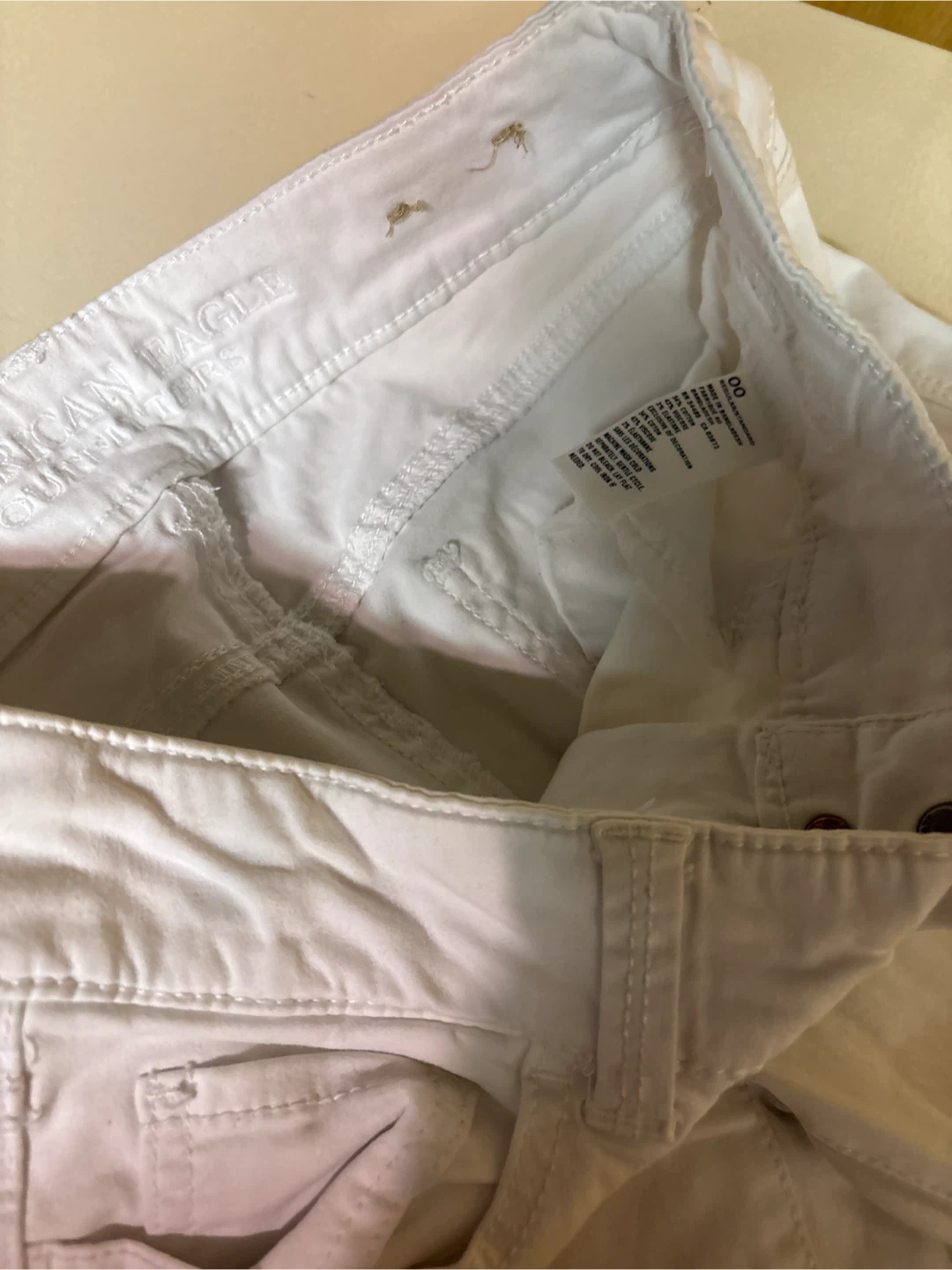 American Eagle White Jeans - Size 00 - photo 4
