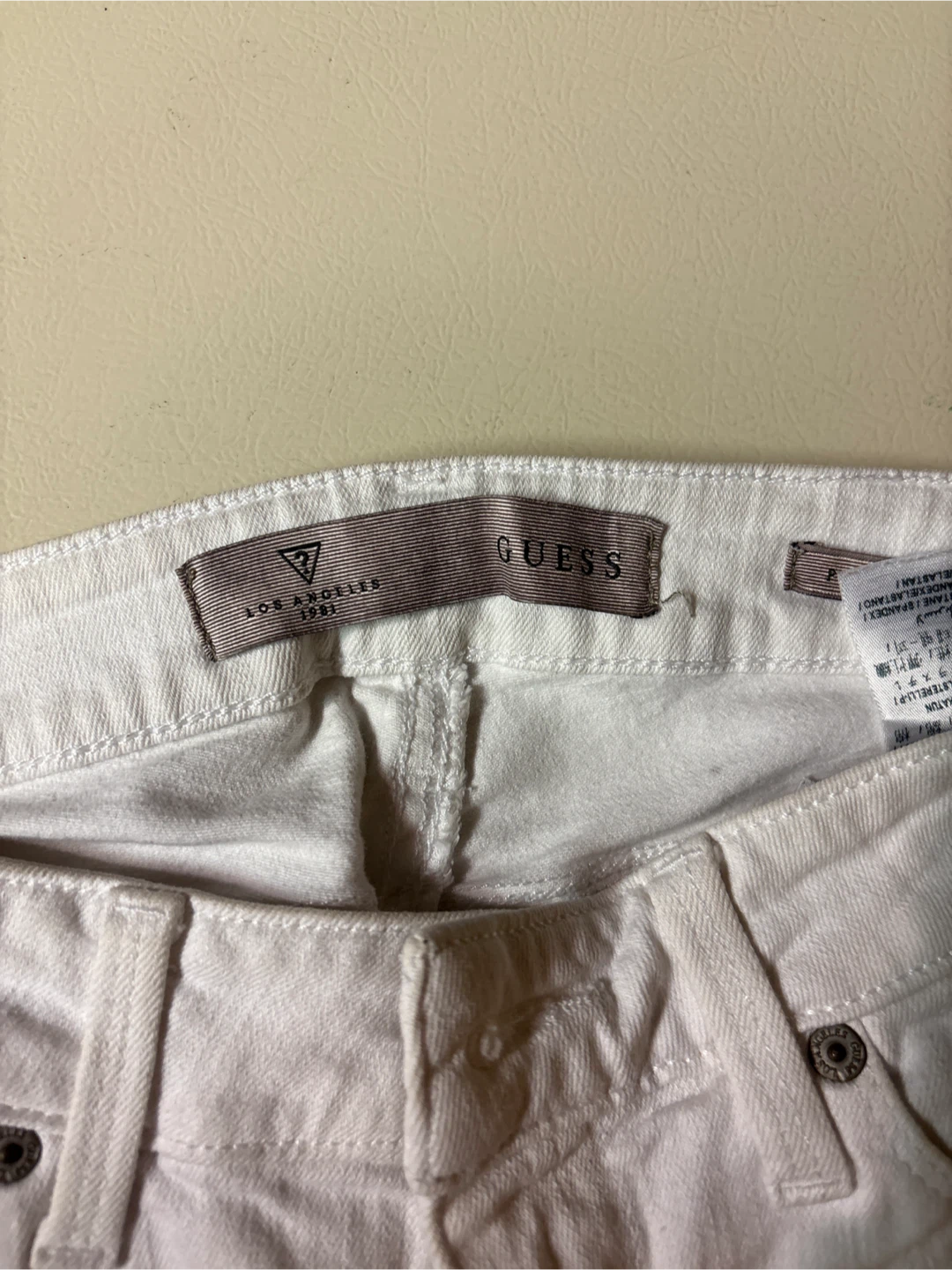 Guess Power Skinny Low White Jeans - Size 26 - photo 3