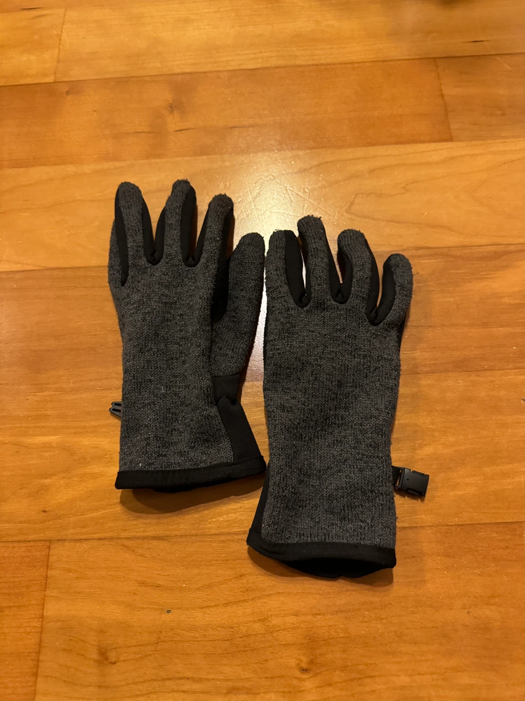 Fleece Grey & Black Gloves