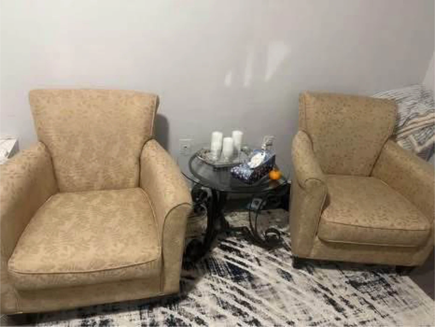 Armchairs - Pair of Black Chair Covers Included - photo 4