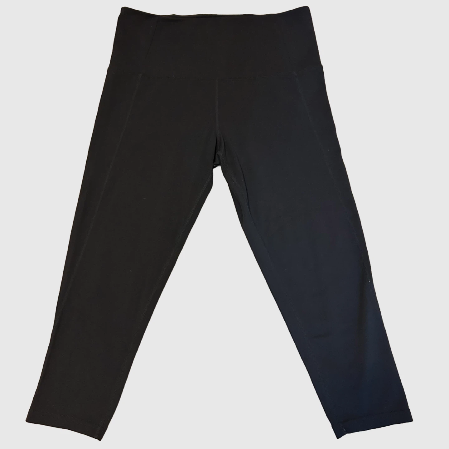 Tuff Athletics Cropped Leggings - Size Small & Medium - photo 5