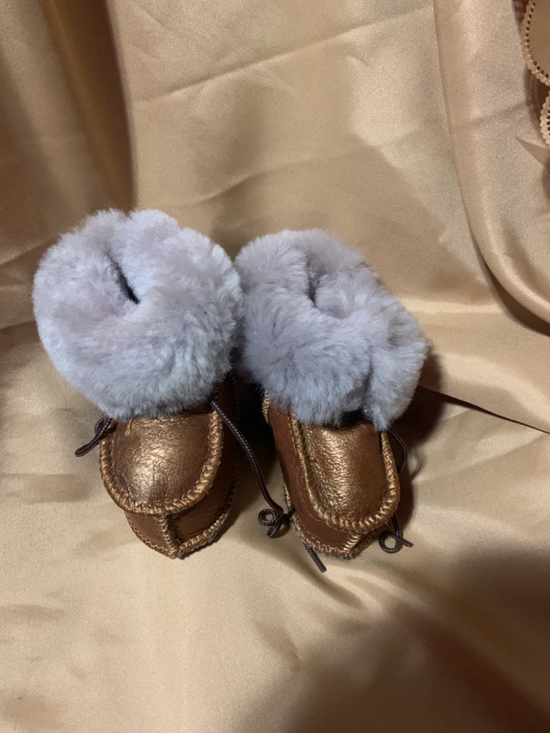 Adorable Leather & Fur Baby Booties