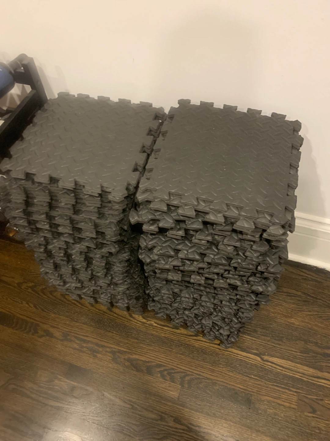 Black Interlocking Foam Floor Mats 12”x12”